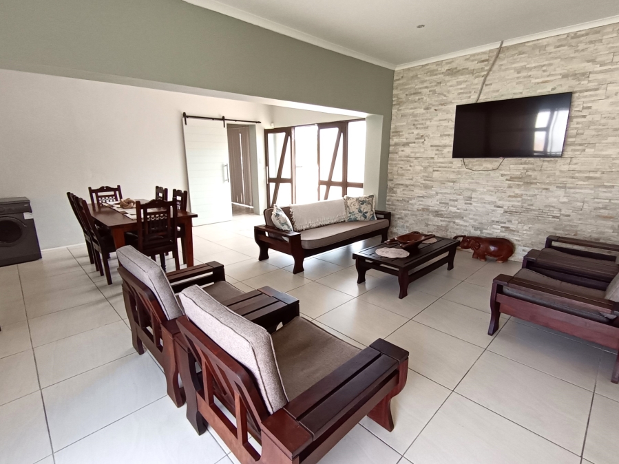 4 Bedroom Property for Sale in Aston Bay Eastern Cape